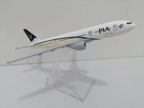 Avión B777 Pakistán, Escala 1/400, Aircraf Model, 15cms. 