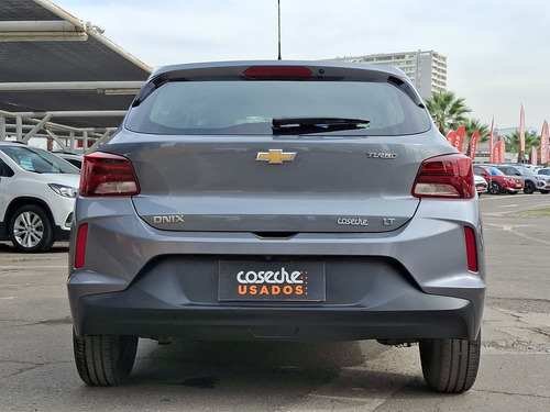 Chevrolet Onix Turbo 2022