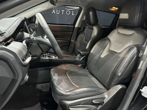 Jeep Compass LONG. T270 1.3 TB 4x2 Flex Aut.