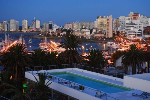 Imagen 7 de 27 de Excelente Ubicacion, A Una Cuadra Del Puerto Y A 2 De La Playa. Excelentes Servicios Del Edficio.