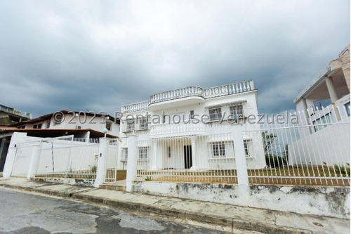 Casa En Venta En Clnas De Santa Mónica - 23-21902