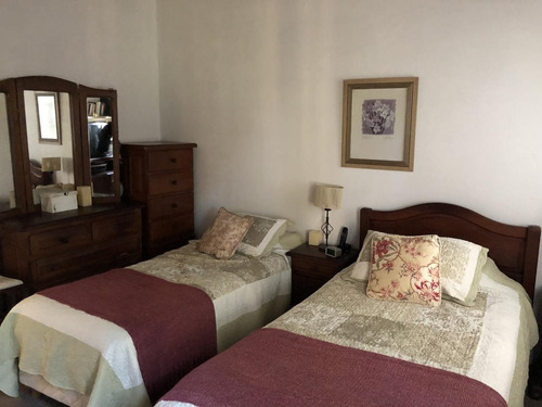 Duplex En Venta En Adrogue Con Cochera (retasado!)