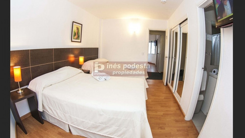Hotel En Venta En La Península A Pasos Del Puerto- Ref: 37584