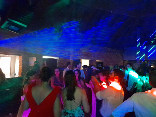 Imagen 9 de 10 de Servicio De Discoteca Alquiler De Equipos Parlante Luces Etc