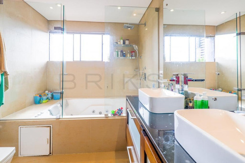 Imagen 10 de 17 de Casa En Venta En Medellín El Poblado