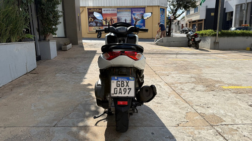 Yamaha N-max 2022