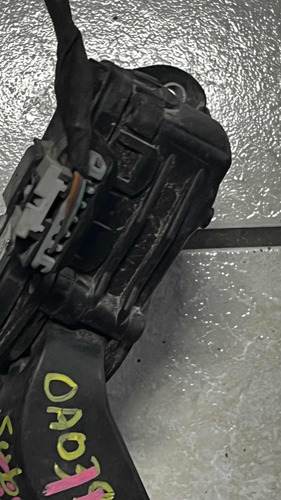 Pedal De Aceleración Silverado 11-1220972082 Ml1101 (Usado)