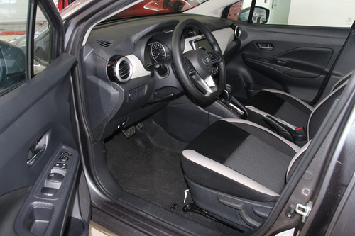 Imagem 4 de 9 de Nissan Versa 1.6 16v V-drive Plus Cvt (flex)