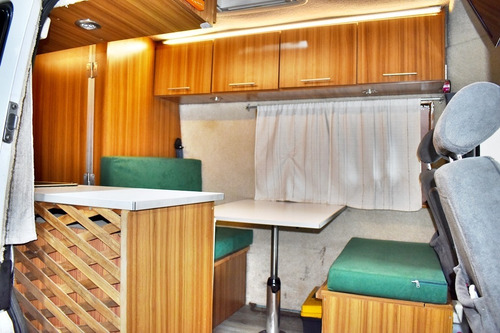 Imagen 9 de 16 de Mercedes Benz Motorhome