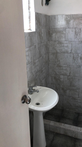 Apartamento En Peñarol.