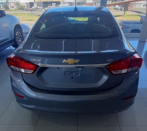 Imagen 8 de 15 de Chevrolet Cruze 1.4 Turbo Ltz 4 Puertas Sedan 2023