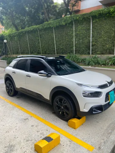 Citroën C4 Cactus 1.6 Shine Turbo Aut