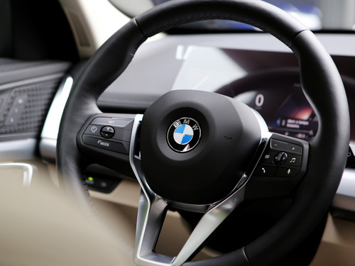 BMW X1 2.0 16V TURBO GASOLINA SDRIVE20I X-LINE STEPTRONIC