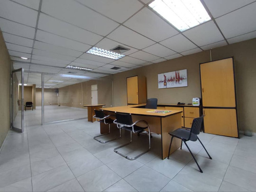 En Venta Galpon Industrial De 5.000m2 En Zona Industrial Agrinco Autopista Tocuyito Campo Carabobo. St