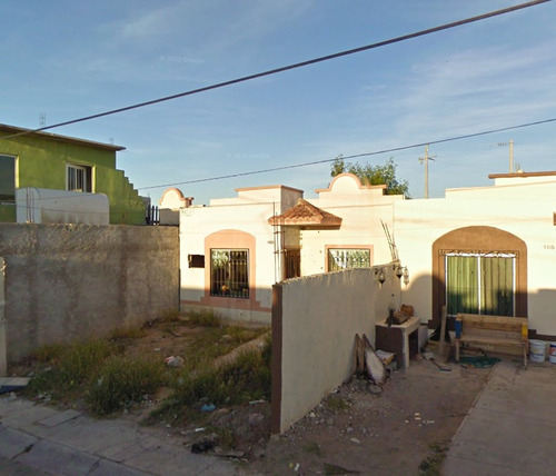 Jr Casa En Recuperacion Hipotecaria, Col El Campanario, Nuevo Laredo Tamaulipas 