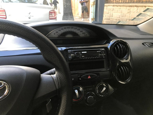 Toyota Etios 1.5 X