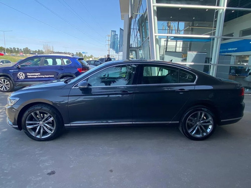 Volkswagen Passat 2.0 Tsi Highline 220cv