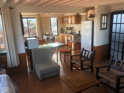 Alquiler De Casa En Piriapolis Con Vista Al Mar A Una Cuadra De La Playa