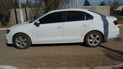 Volkswagen Vento 1.4 Highline 150cv At