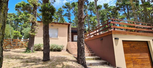 Imagen 2 de 16 de Casa En Mar Azul Vende O Permuta