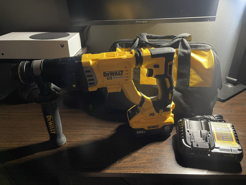 Rotomartillo Sds Plus 1 1/8' Mango Dewalt Xr 20vmax Dch263b (Usado)