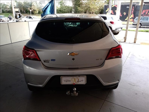 Imagem 4 de 10 de Chevrolet Onix Onix Lt 1.4 Flex 4p Manual