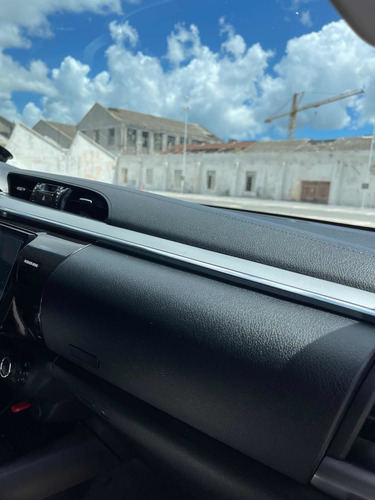 Imagem 10 de 22 de Toyota Hilux 2017 2.8 Tdi Srv Cab. Dupla 4x4 Aut. 4p