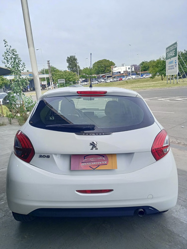 Peugeot 208 1.5 Allure Touchscreen