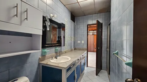 Casa En Venta En Estadio. Cod V12501