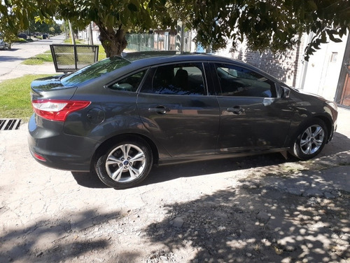 Ford Focus Iii 2.0 Sedan Se Plus Mt 2013