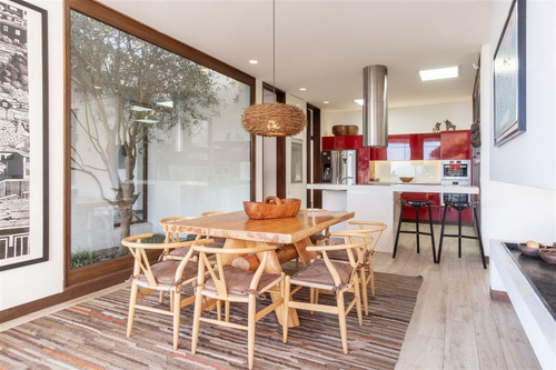 Moderna Casa En Condominio Cantagua Con Vista Al Mar