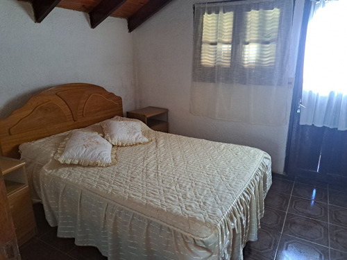 Inmobiliaria Costa Azul Vende Dos Casas Y Dos Apartamentos A Una Cuadra De La Playa Antoniopolis, Rocha.