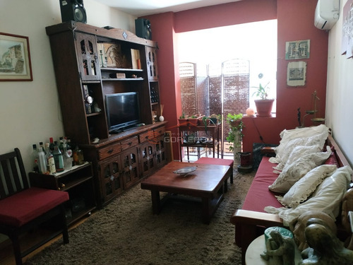 Venta De Apartamento En Ph Montevideo, Parque Batlle, Excelente Ubicación, 3 Dormitorios- Ref: 26638