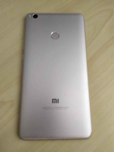 Xiaomi Mi Max 2 - 4gb - 128gb - Dourado - Impecável
