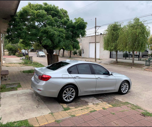 BMW Serie 3 2.0 320i Sedan Executive