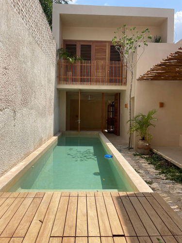 Casa A Unas Cuadras Del Paseo De Montejo Merida Yucatan