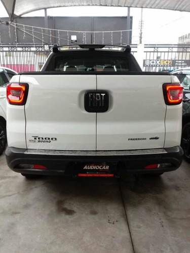Imagem 3 de 9 de Fiat Toro 2018 1.8 16v Freedom Flex 4x2 Aut. 4p