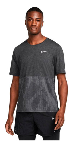 Imagen 5 de 5 de Remera Nike Dri-fit Run Division