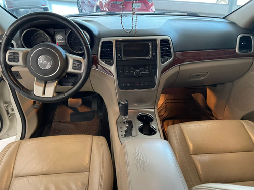 Imagen 8 de 15 de Jeep Grand Cherokee
