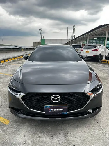 Mazda 3 2.0 Touring
