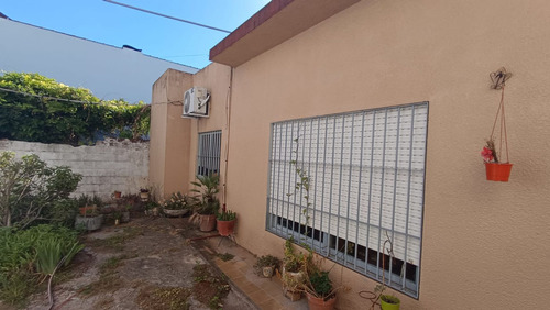 Casa En Venta Mas Local, Ideal Inversor Hurlingham