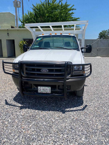 Imagen 3 de 8 de Ford F-350 F350