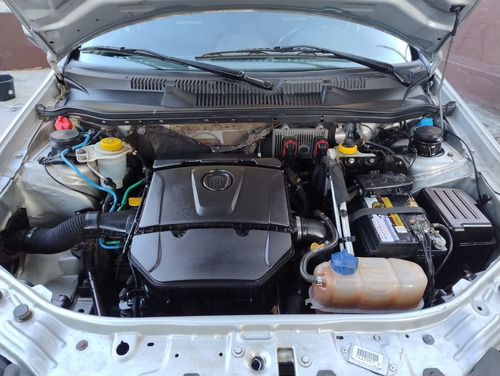 Fiat Palio Adventure 1.8 Locker Flex 5p