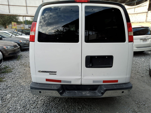 Chevrolet Express 6.0ls C 15 Pas At