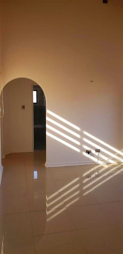 Casa En Venta De 4 Dorm. En La Serena