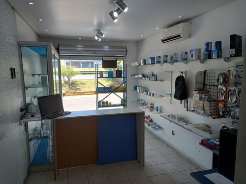 Imagem 2 de 14 de Casa Comercial A Venda Na Região Do Vista Verde, 05 Salas, 03 Banheiros - Ca1453