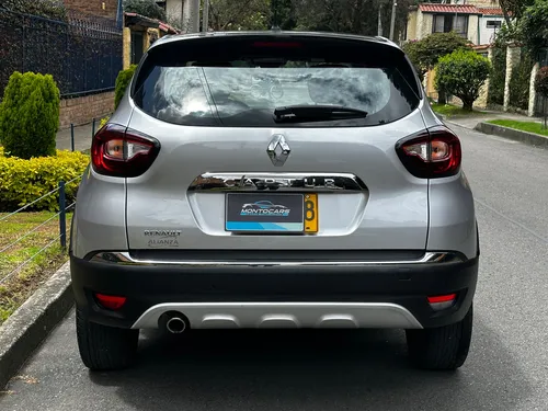 Renault Captur 2.0 Intens Automática