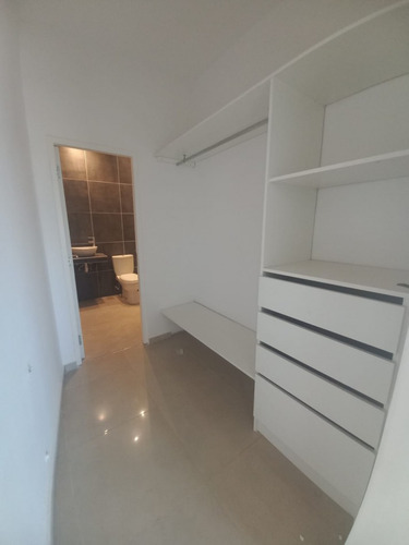 Greenwood Vende Departamento A Estrenar En Villa Arauca - Maipu