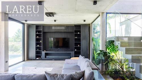 Casa En Venta En Ayres Plaza