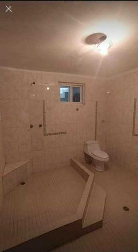 Imagen 11 de 13 de Casa En Venta En Lomas De La Hacienda, San Diego.